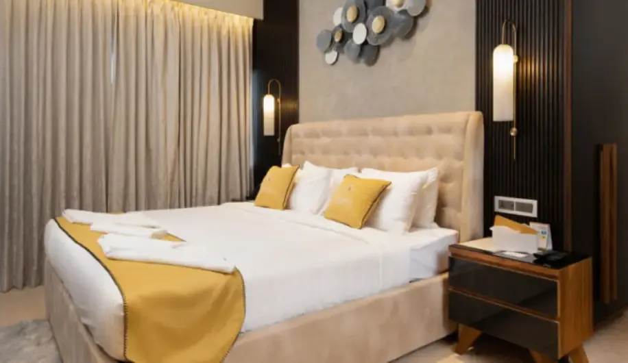 Signature Room